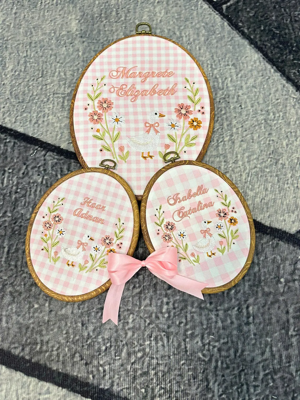 Personalized Embroidered Teddy Bear Baby Name Hoop, Custom Nursery Wall Decor, Baby Name Reveal Sign, Newborn Keepsake Gift