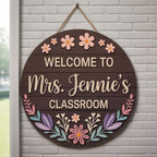 Personalized Floral Teacher Sign design detail