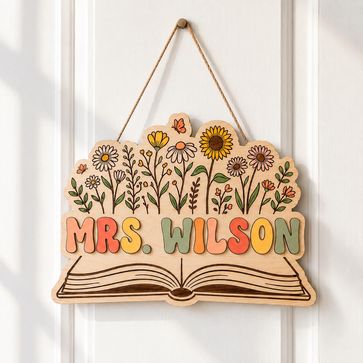 Personalized Floral Teacher Sign design detail